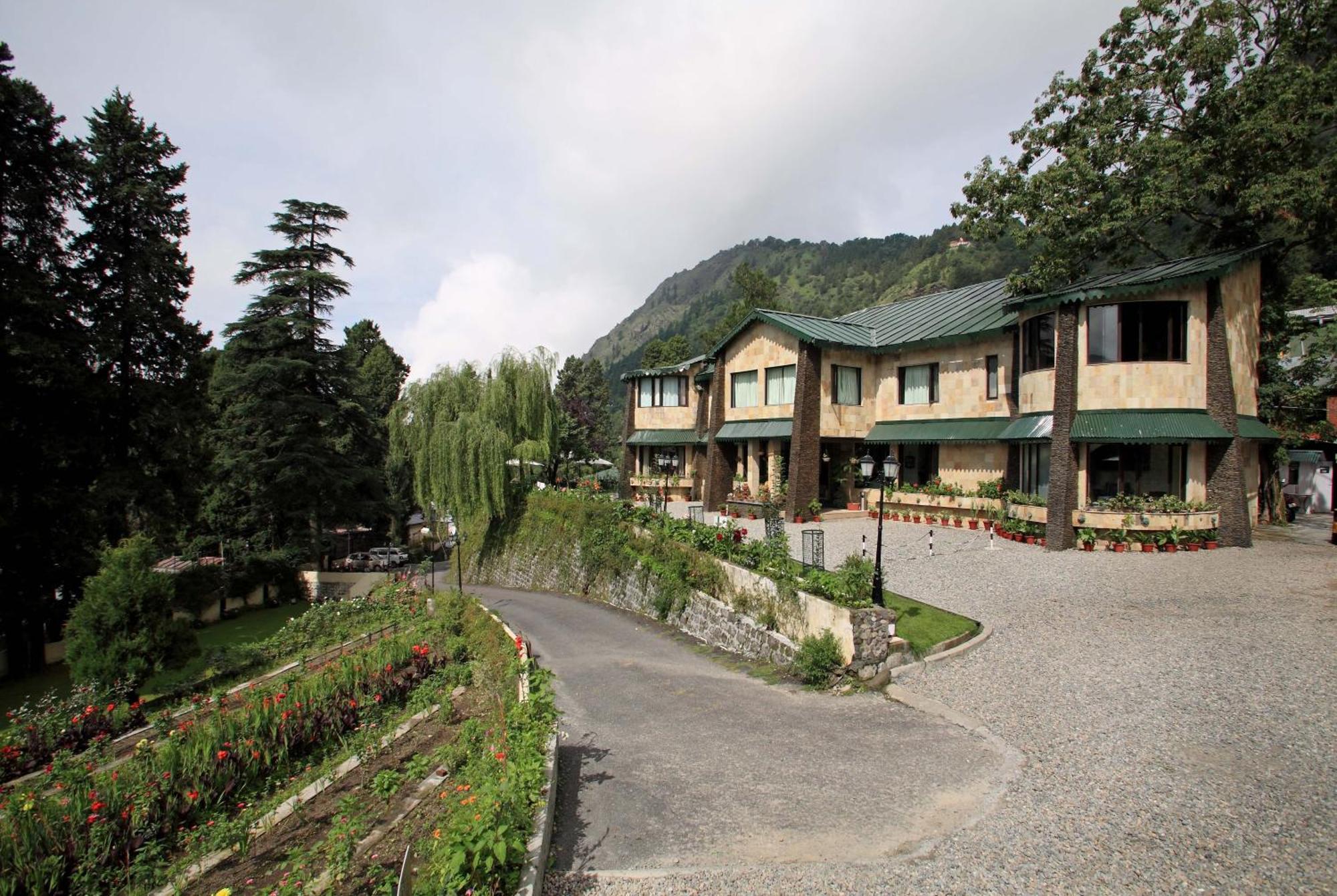 Shervani Hilltop Resort Найнітал Екстер'єр фото